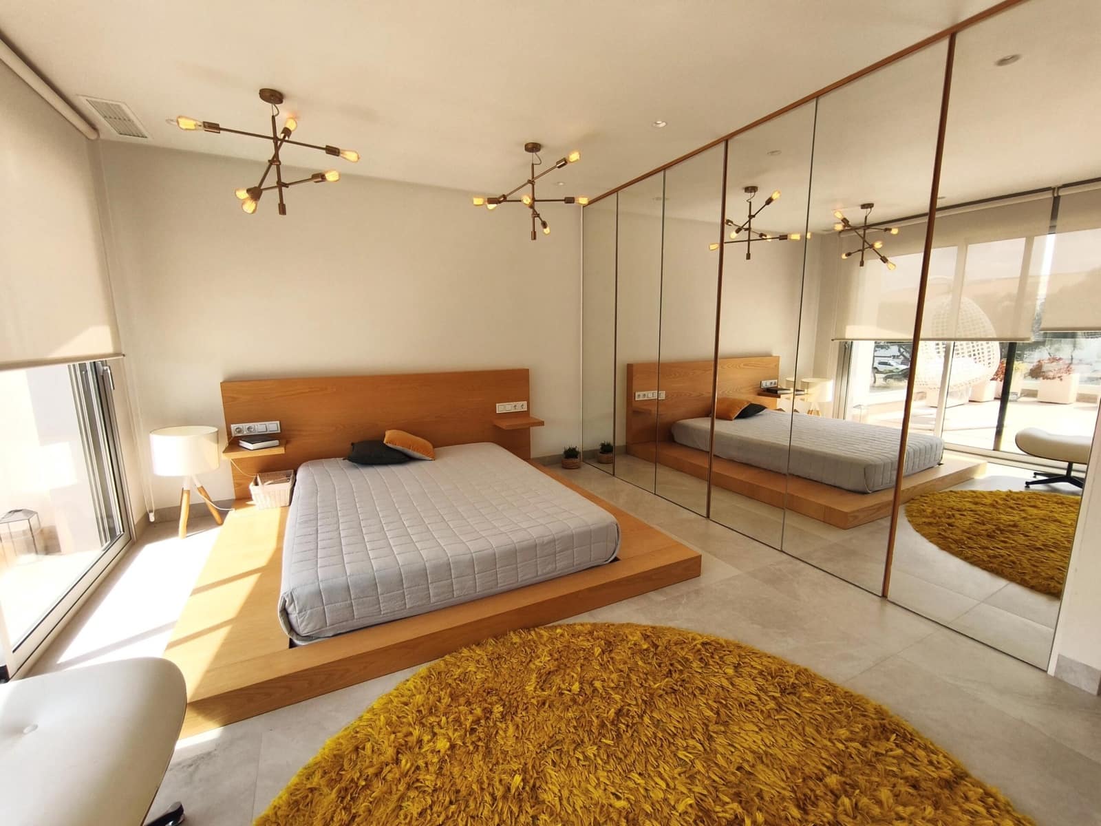 4 bedroom Villa for sale in Orihuela Costa with pool garage - € 1,890,000 (Ref: 9924767)