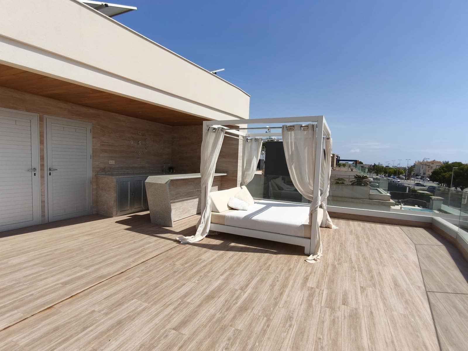 4 bedroom Villa for sale in Orihuela Costa with pool garage - € 1,890,000 (Ref: 9924767)