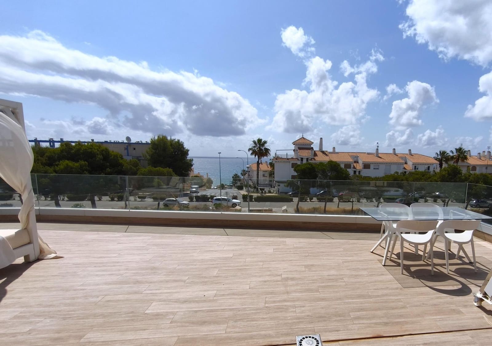 4 bedroom Villa for sale in Orihuela Costa with pool garage - € 1,890,000 (Ref: 9924767)