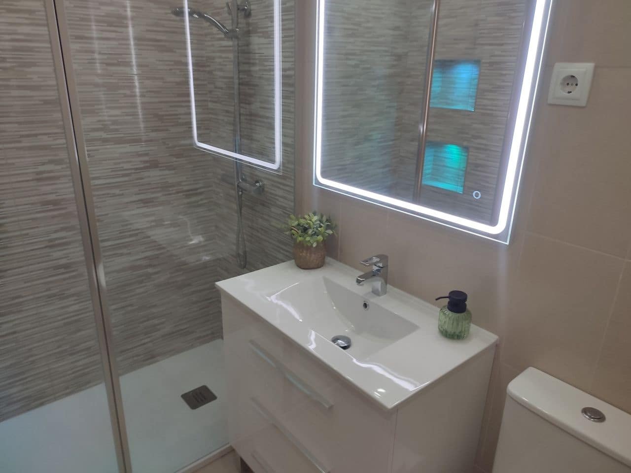 2 Zimmer Apartment zu verkaufen in Hacienda Riquelme - 199.995 € (Ref: 9930879)