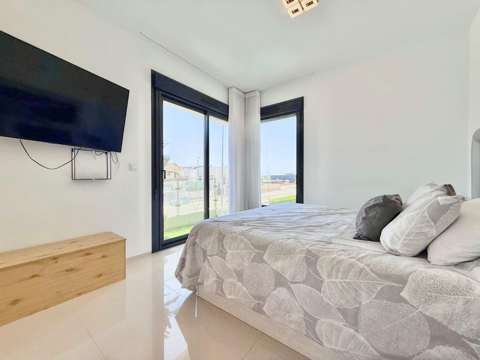 4 soverom Villa til salgs i Rojales med svømmebasseng - € 525 000 (Ref: 9931764)