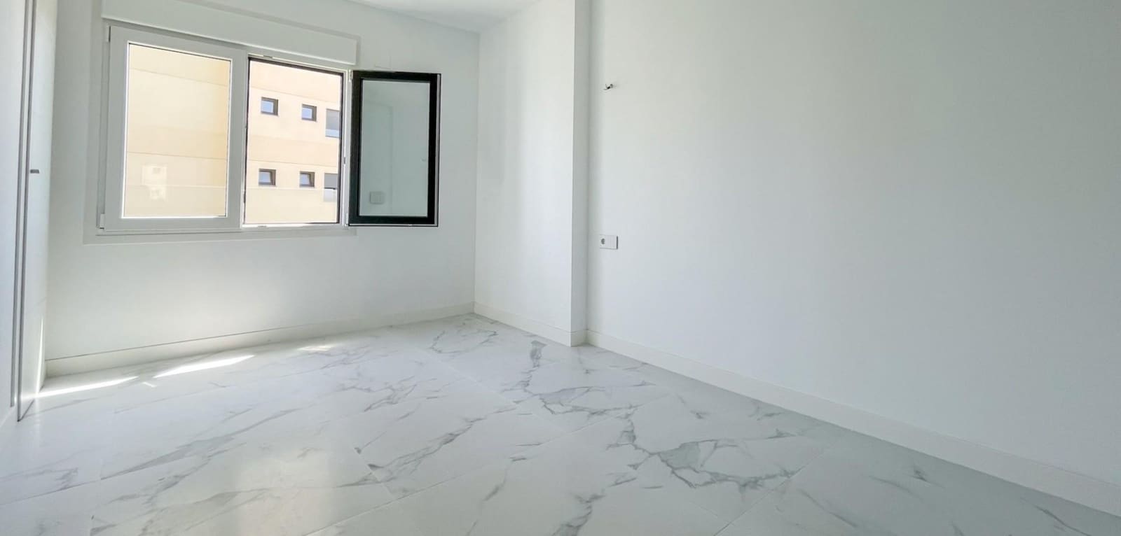 3 quarto Apartamento para venda em Orihuela Costa com piscina garagem - 579 900 € (Ref: 9931780)