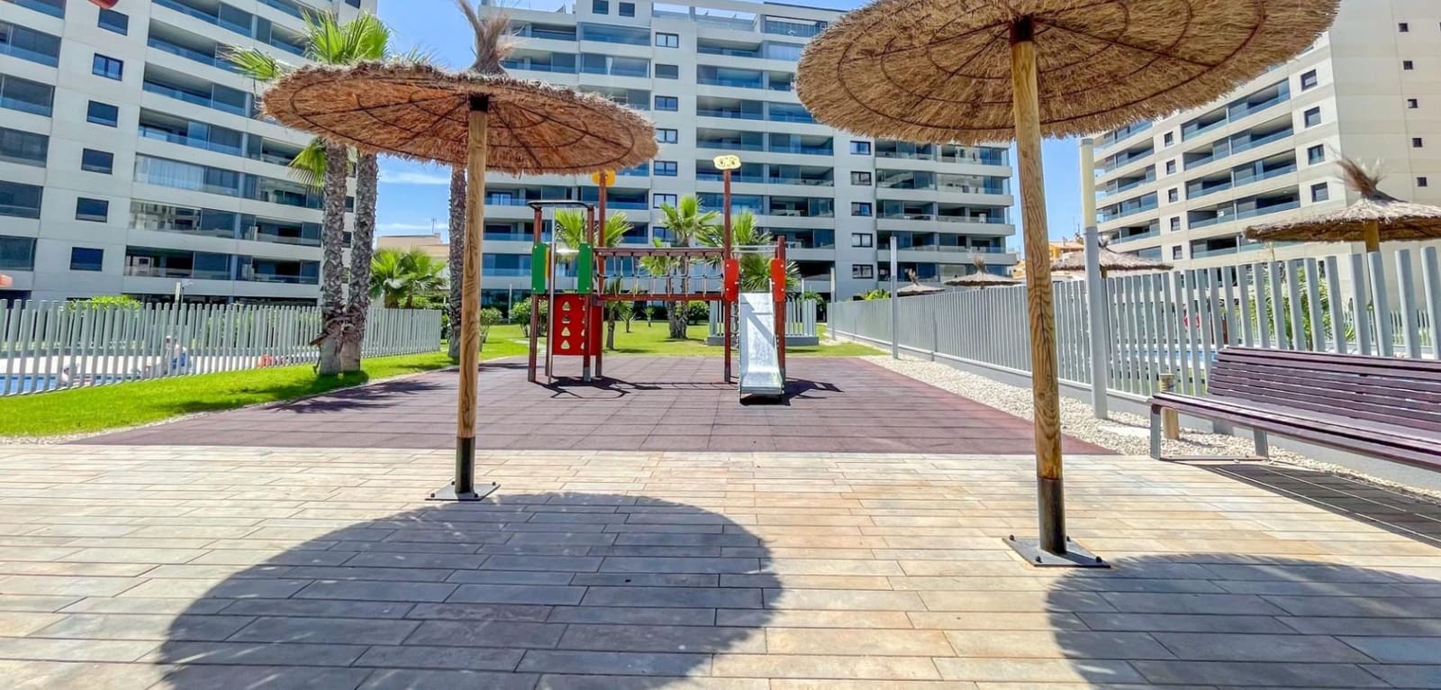 3 quarto Apartamento para venda em Orihuela Costa com piscina garagem - 579 900 € (Ref: 9931780)
