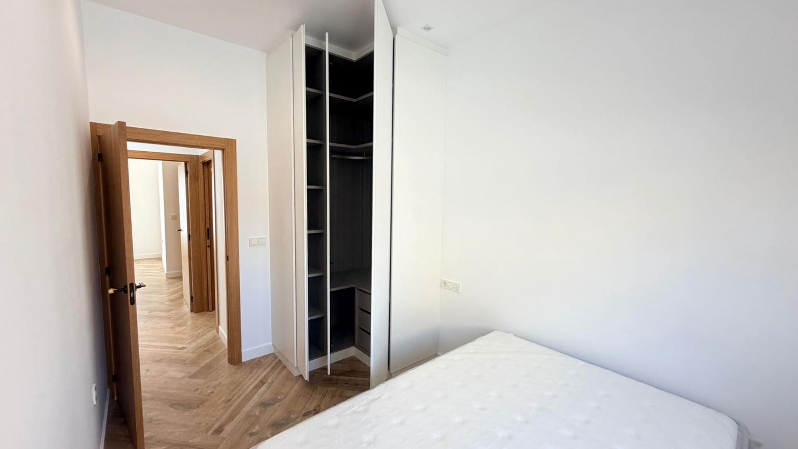 Bungalow de 3 habitaciones en Catral en venta - 270.000 € (Ref: 9931815)