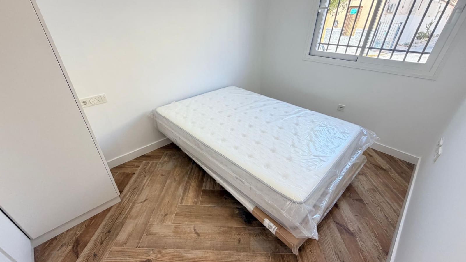 Bungalow de 3 habitaciones en Catral en venta - 270.000 € (Ref: 9931815)