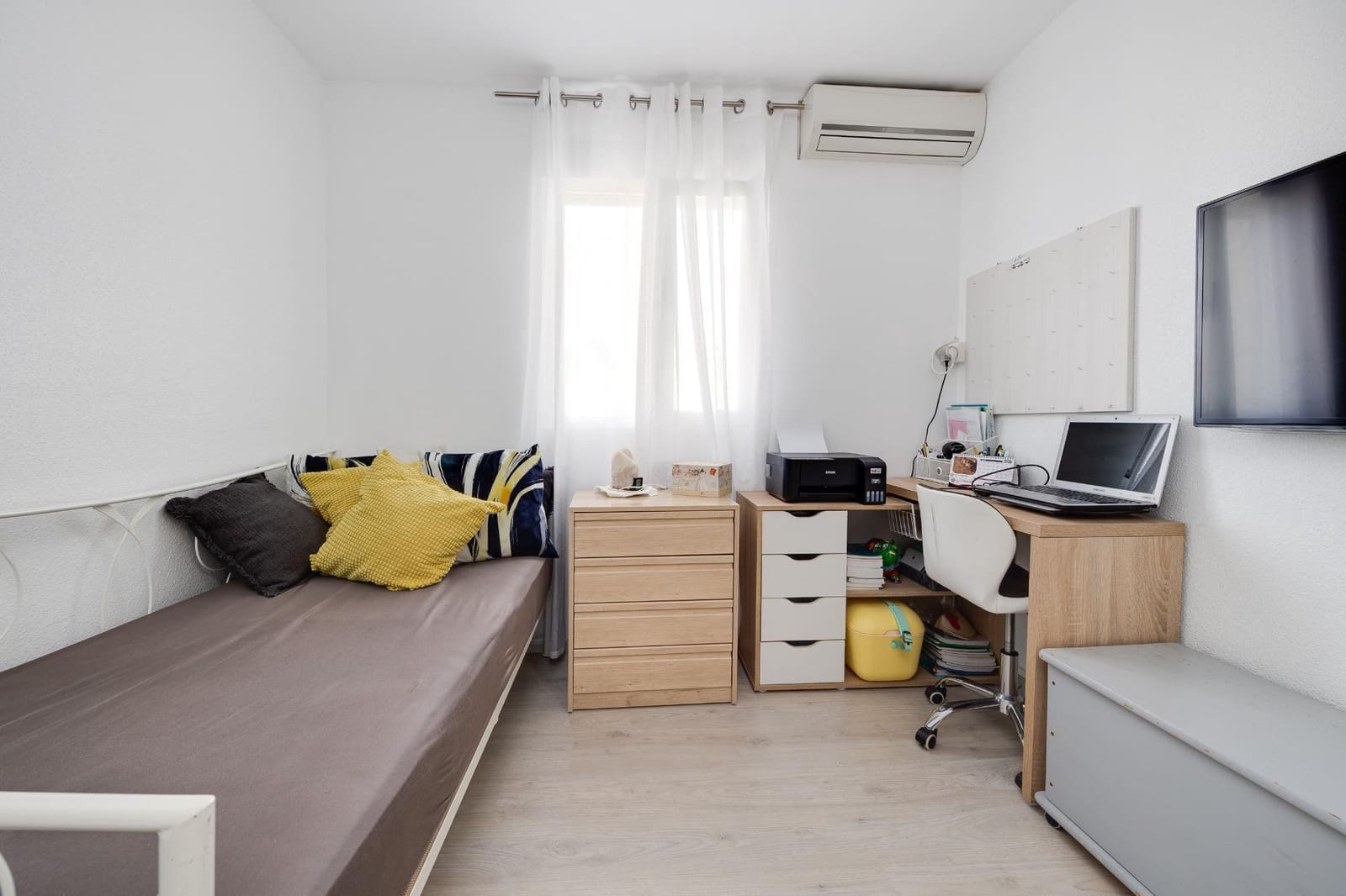 2 soveværelse Rækkehus til salg i Torrevieja med swimmingpool - € 185.000 (Ref: 9931816)