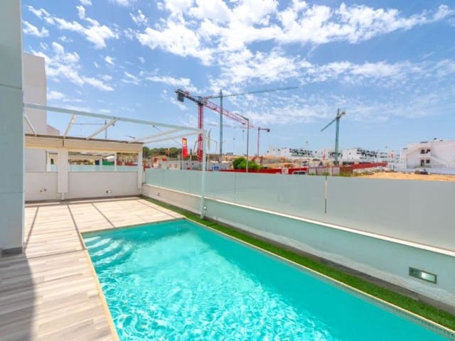 4 Zimmer Villa zu verkaufen in Los Balcones - 515.000 € (Ref: 9936598)