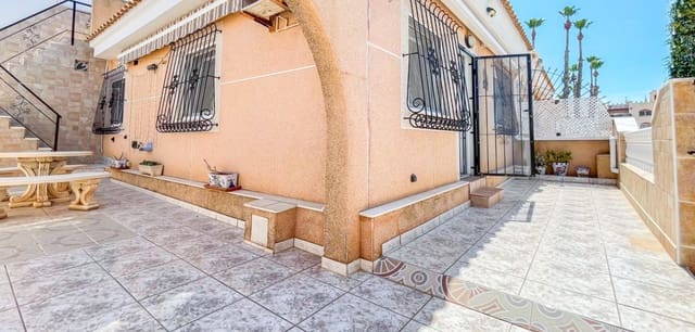2 soveværelse Bungalow til salg i Los Narejos, Los Alcázares med swimmingpool garage - € 220.000 (Ref: 9940358)