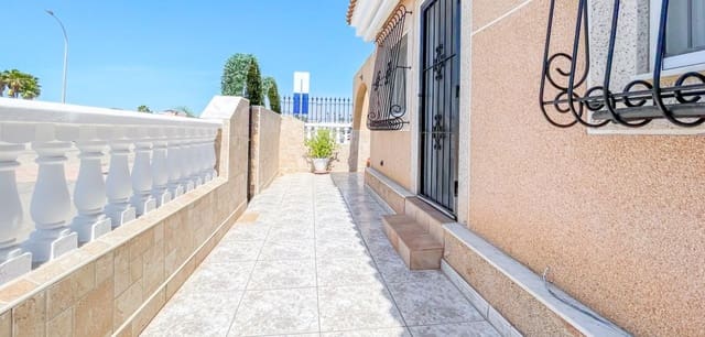 2 soveværelse Bungalow til salg i Los Narejos, Los Alcázares med swimmingpool garage - € 220.000 (Ref: 9940358)