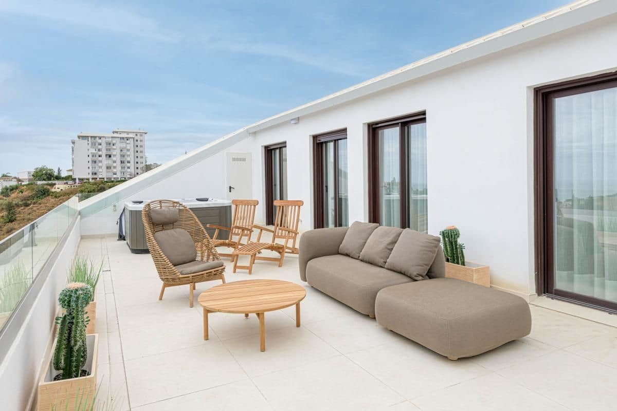 1 soveværelse Lejlighed til salg i Fuengirola med swimmingpool garage - € 595.000 (Ref: 9940374)