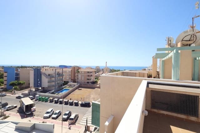 Ático de 2 habitaciones en Cabo Roig, Orihuela en venta con garaje - 239.000 € (Ref: 9942726)