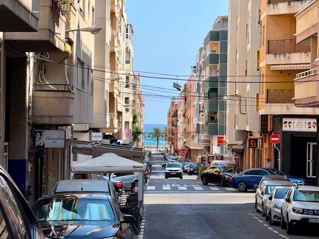 2 soveværelse Penthouse til salg i Torrevieja - € 219.900 (Ref: 9944192)