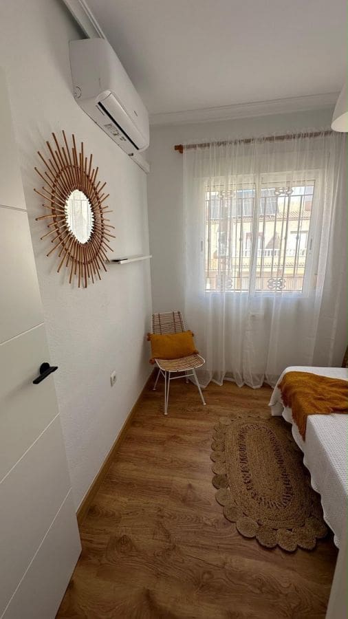 3 soveværelse Byhus til salg i La Zenia med swimmingpool - € 279.900 (Ref: 9945949)