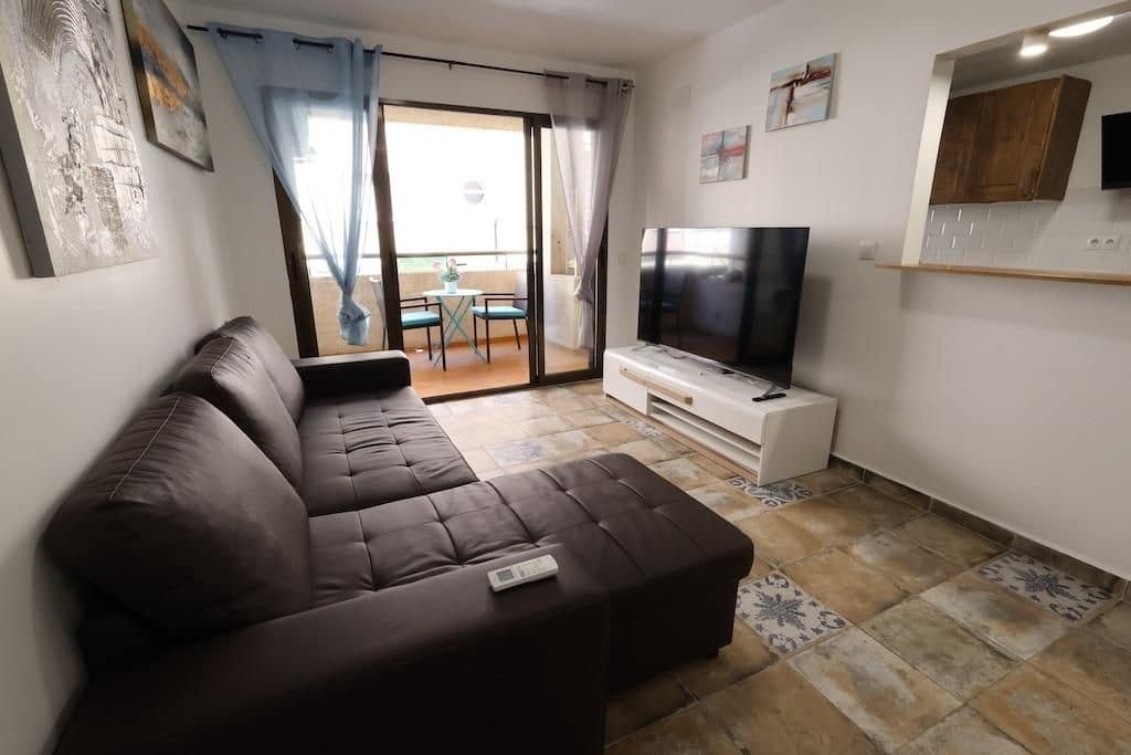 3 bedroom Apartment for sale in Torrevieja with garage - € 189,000 (Ref: 9950016)
