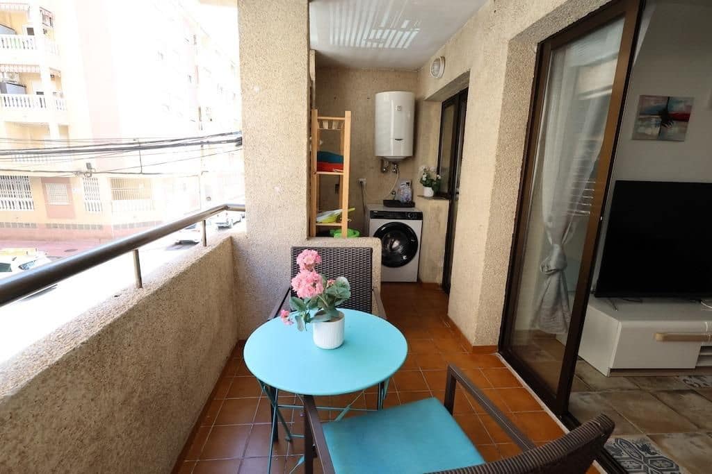 3 soveværelse Lejlighed til salg i Torrevieja - € 189.000 (Ref: 9950016)