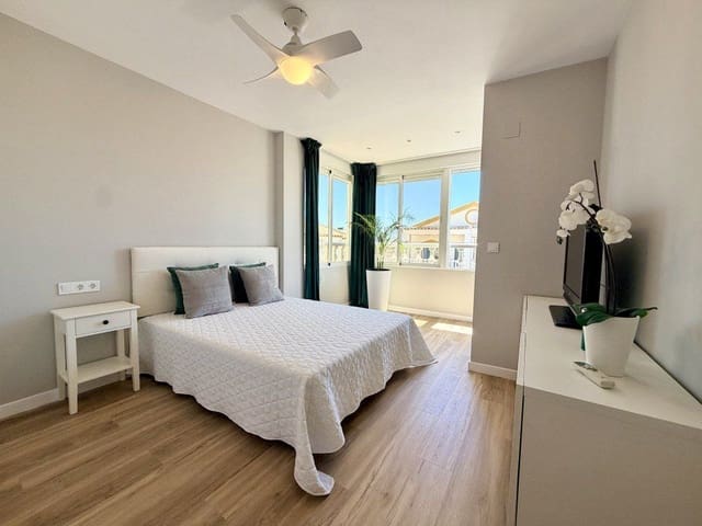 3 soverom Hus til salgs i Los Balcones - Los Altos, Torrevieja med garasje - € 279 000 (Ref: 9950066)