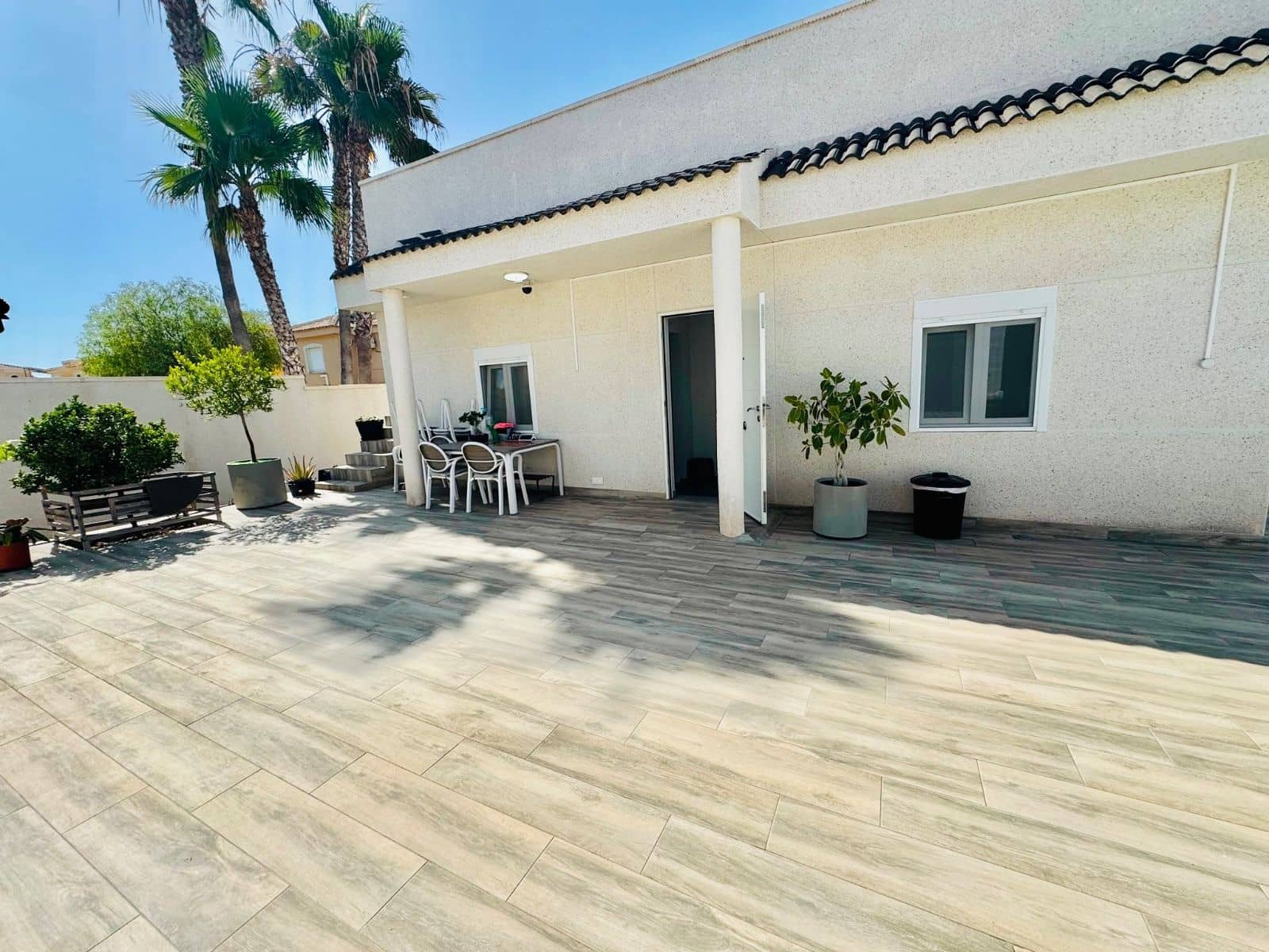 4 chambre Villa/Maison à vendre à Dona Pepa avec piscine garage - 470 000 € (Ref: 9954403)