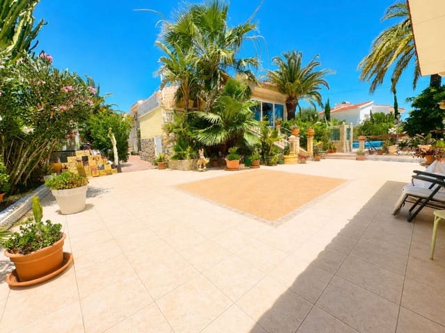 4 Zimmer Villa zu verkaufen in Rojales mit Pool - 550.000 € (Ref: 9954405)