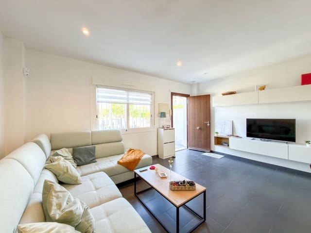 2 chambre Maison de Ville à vendre à Aguas Nuevas, Torrevieja avec piscine - 249 000 € (Ref: 9954420)