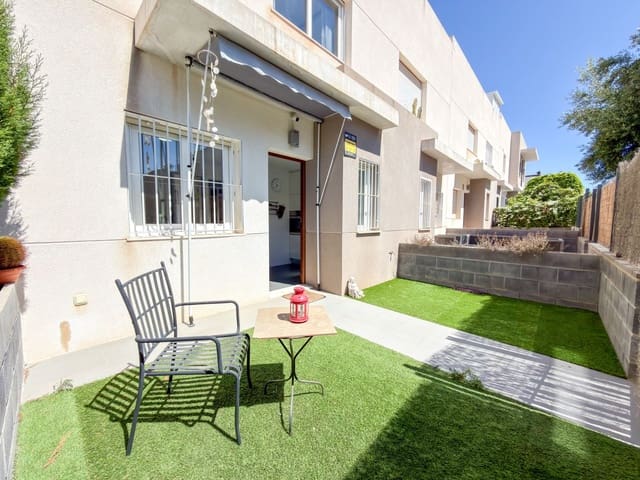 2 chambre Maison de Ville à vendre à Aguas Nuevas, Torrevieja avec piscine - 249 000 € (Ref: 9954420)