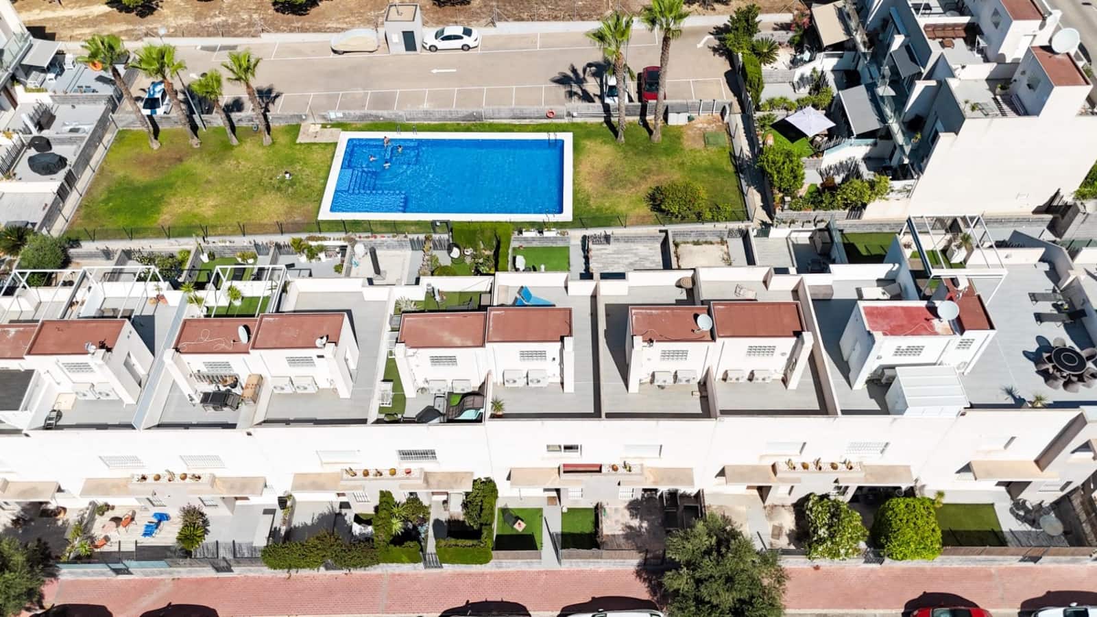 2 soveværelse Byhus til salg i Aguas Nuevas med swimmingpool - € 249.000 (Ref: 9954420)