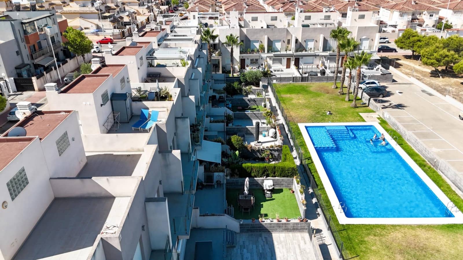 2 soveværelse Byhus til salg i Aguas Nuevas med swimmingpool - € 249.000 (Ref: 9954420)