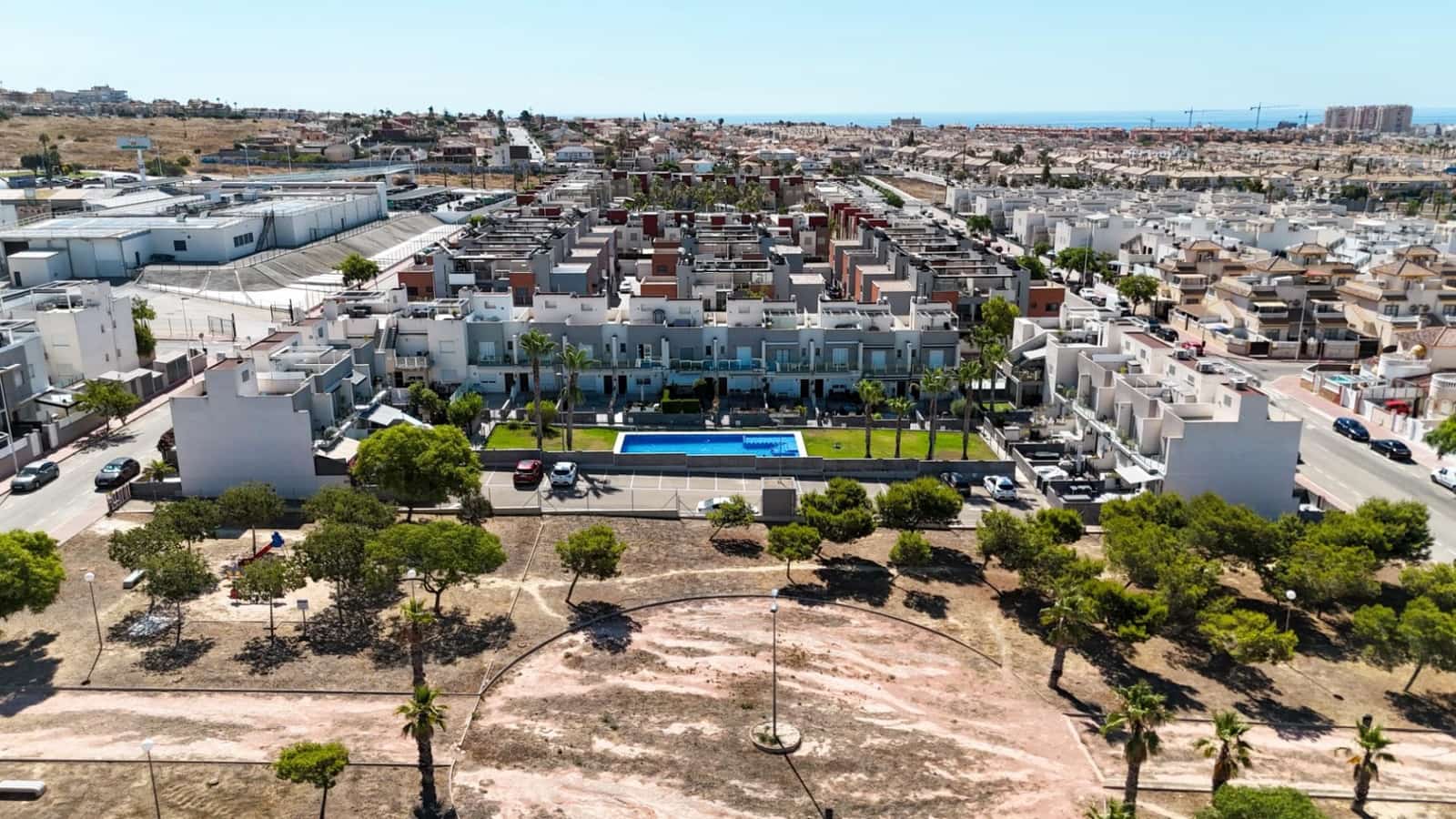 2 soveværelse Byhus til salg i Aguas Nuevas med swimmingpool - € 249.000 (Ref: 9954420)