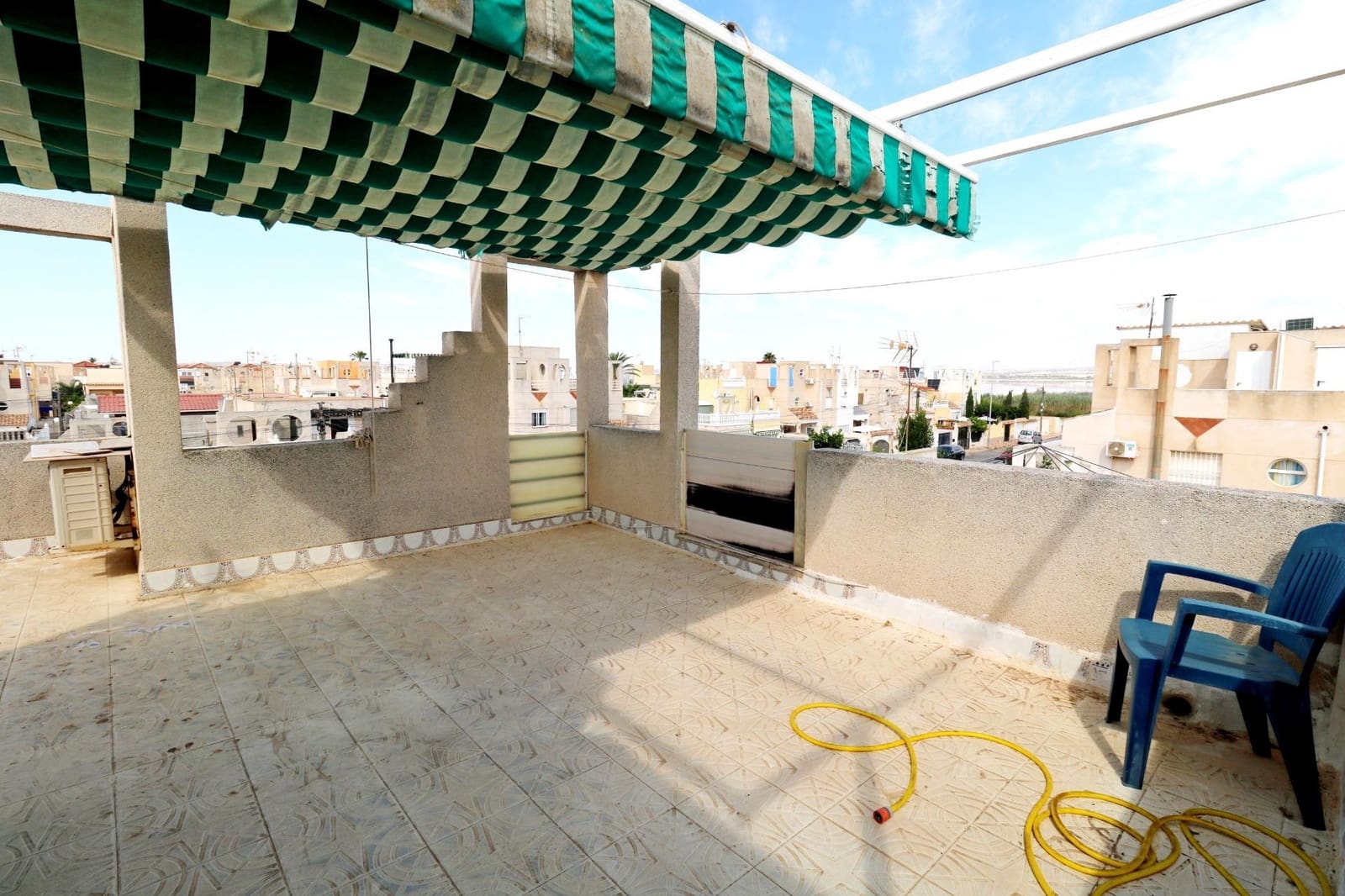 4 quarto Apartamento para venda em Torrevieja com piscina - 189 000 € (Ref: 9955506)
