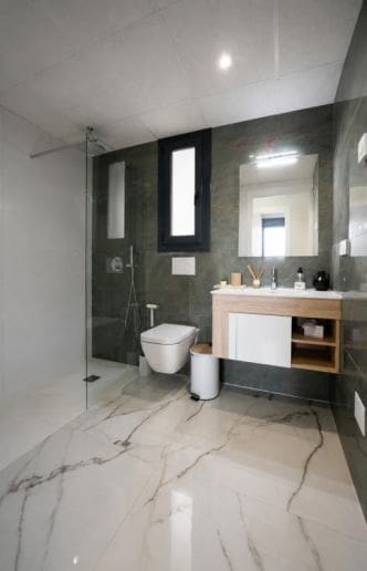 2 bedroom Bungalow for sale in Rojales with pool garage - € 314,000 (Ref: 9955969)