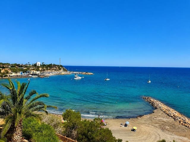 6 soverom Villa til salgs i Cabo Roig, Orihuela - € 2 400 000 (Ref: 9955971)