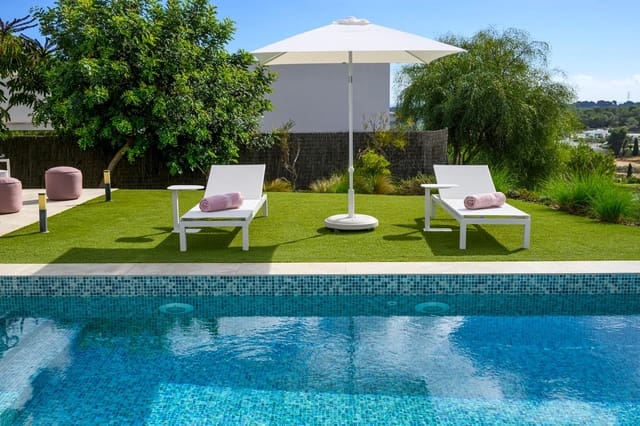 3 slaapkamer Villa te koop in Las Colinas Golf, Orihuela met zwembad - € 1.790.000 (Ref: 9958137)