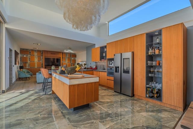 4 sypialnia Willa na sprzedaż w Benijófar z basenem - 1 095 000 € (Ref: 9958140)