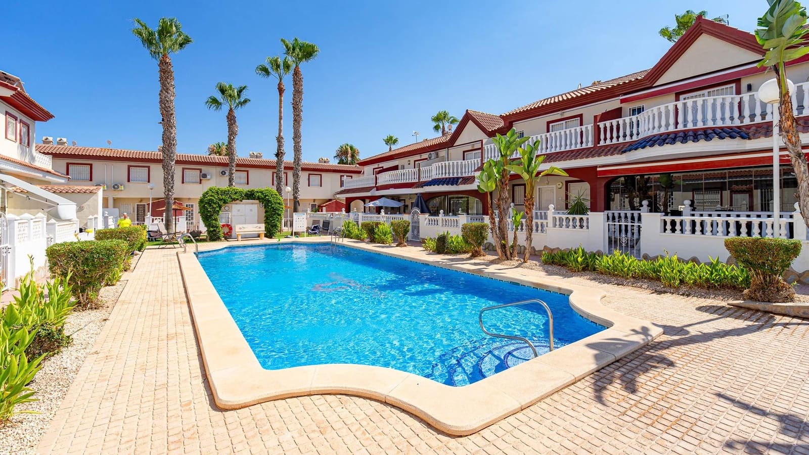 3 sovrum Radhus till salu i Rojales med pool - 285 000 € (Ref: 9963330)