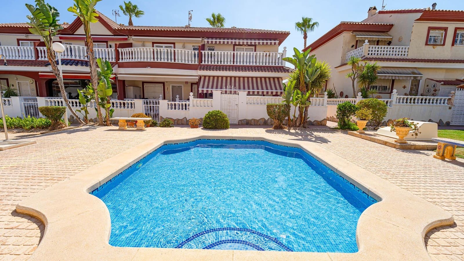 3 sovrum Radhus till salu i Rojales med pool - 285 000 € (Ref: 9963330)