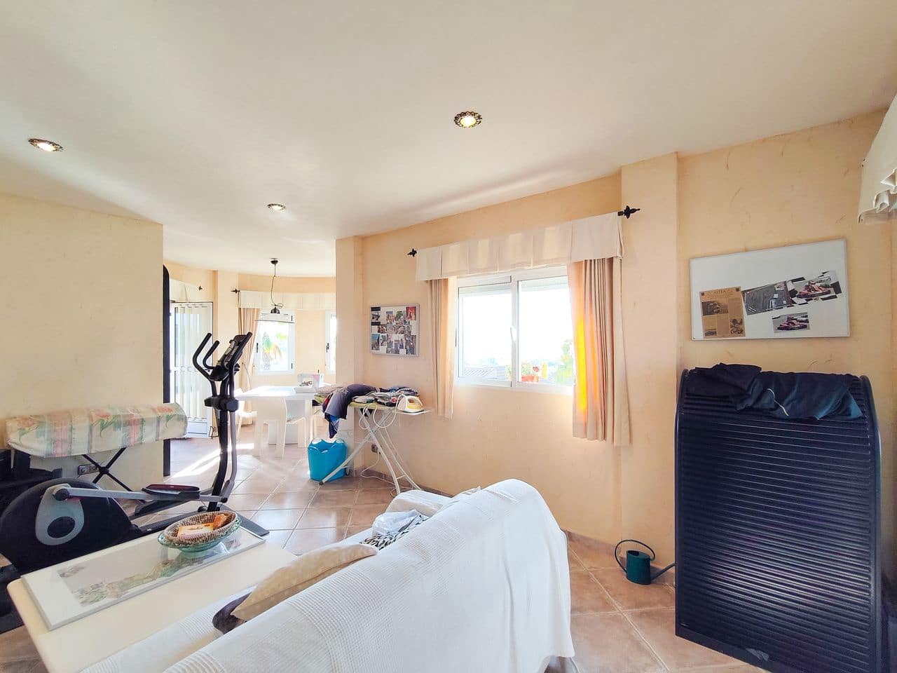 5 bedroom Villa for sale in Rojales - € 850,000 (Ref: 9963335)