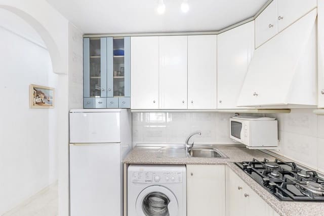 2 chambre Appartement à vendre à Los Europeos, Torrevieja avec garage - 199 500 € (Ref: 9965475)