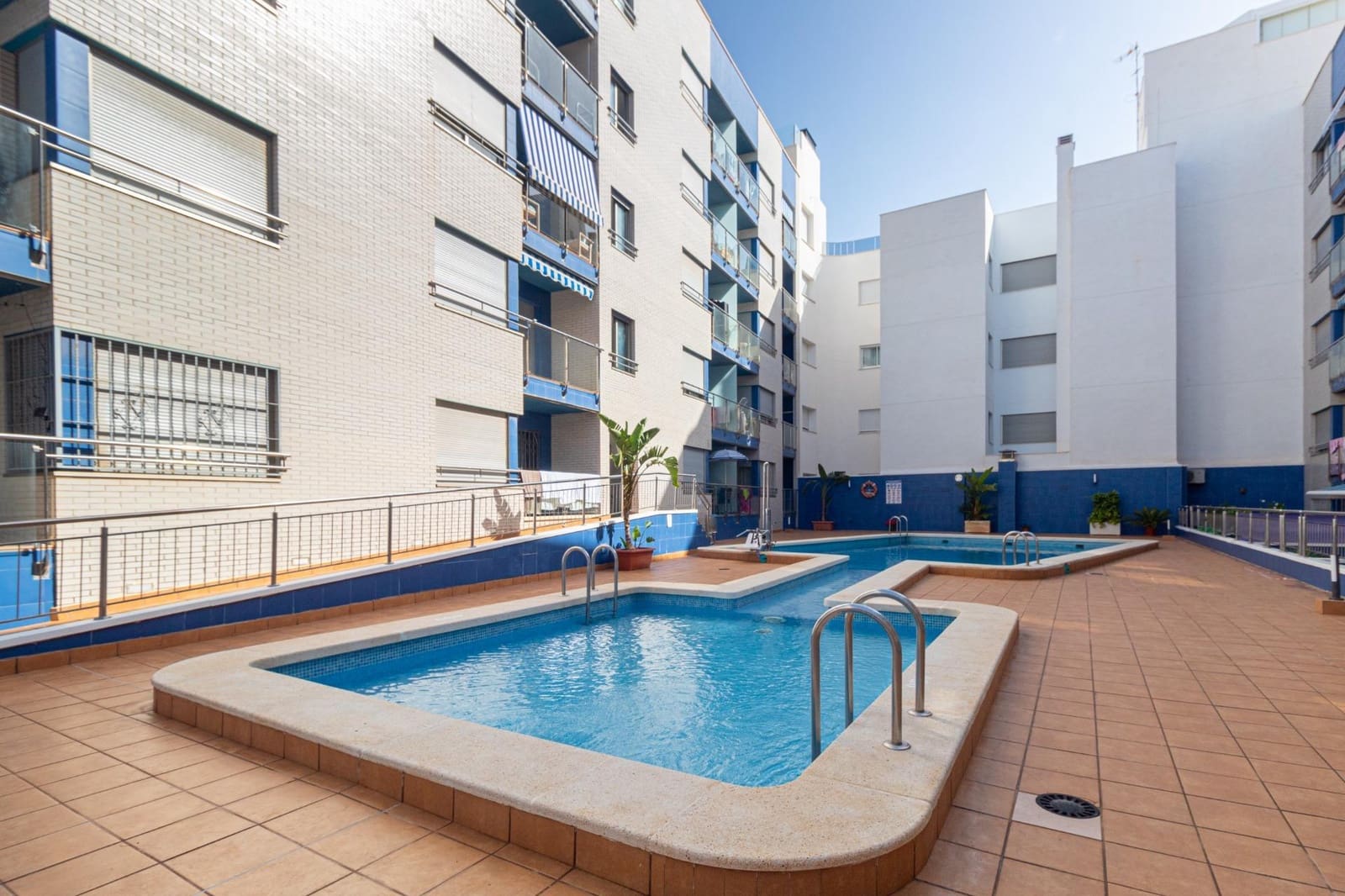 4 soveværelse Lejlighed til salg i Torrevieja med swimmingpool - € 680.000 (Ref: 9966804)