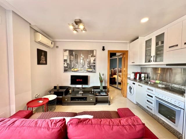 2 soveværelse Penthouse til salg i Centro, Torrevieja - € 170.000 (Ref: 9967855)