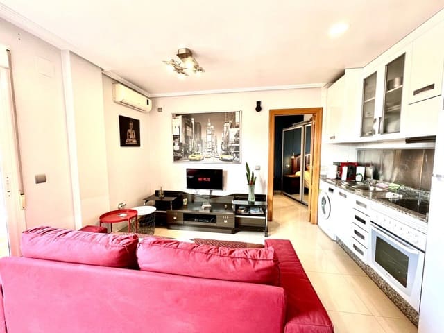 2 soveværelse Penthouse til salg i Centro, Torrevieja - € 170.000 (Ref: 9967855)