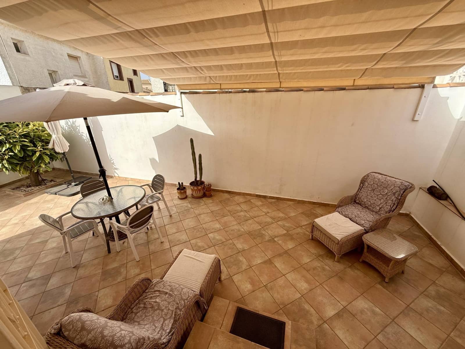3 bedroom Semi-detached Villa for sale in La Florida with garage - € 179,950 (Ref: 9970802)