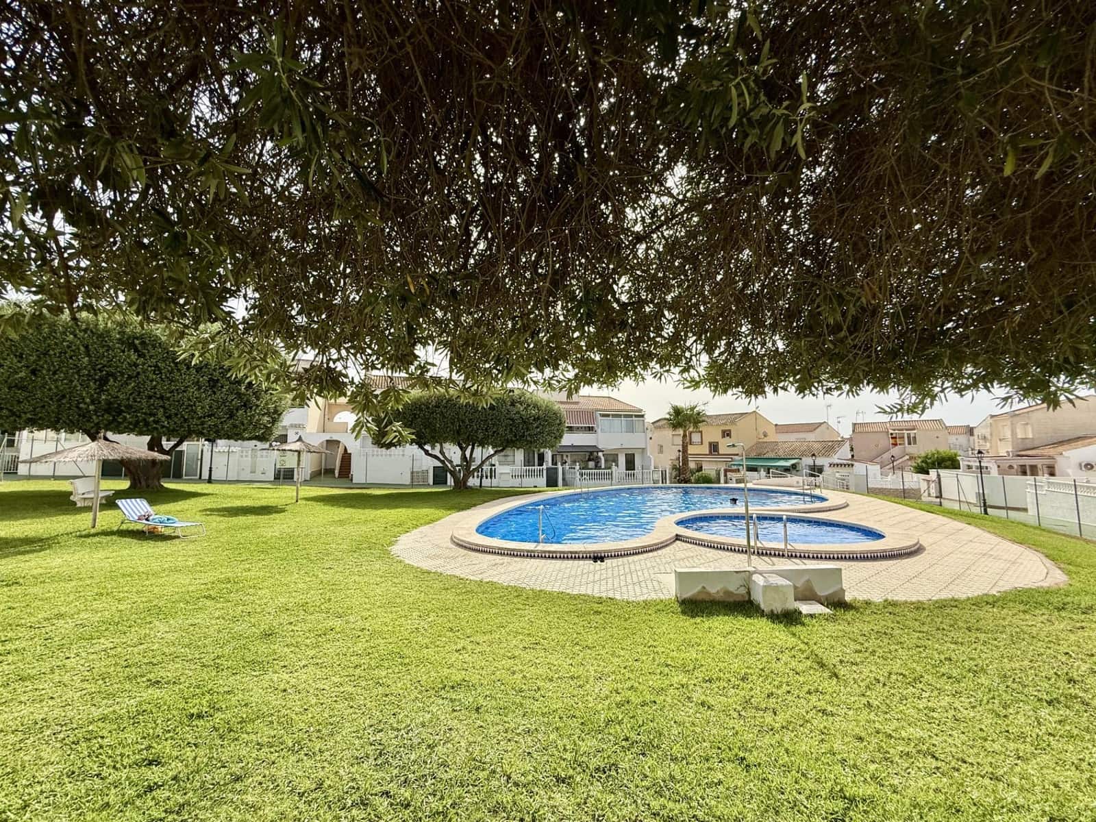 3 bedroom Semi-detached Villa for sale in La Florida with garage - € 179,950 (Ref: 9970802)