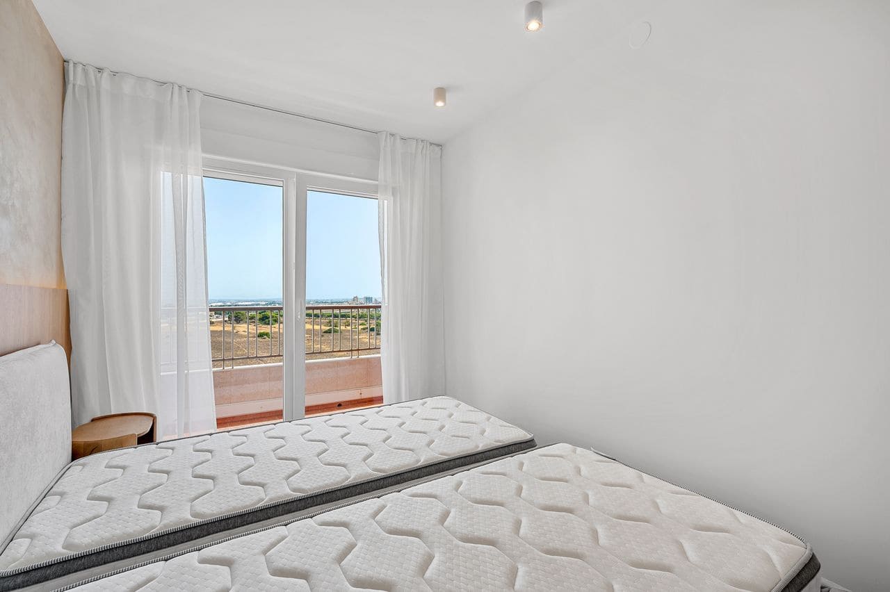 2 soverom Penthouse til salgs i Orihuela Costa med garasje - € 225 000 (Ref: 9973535)