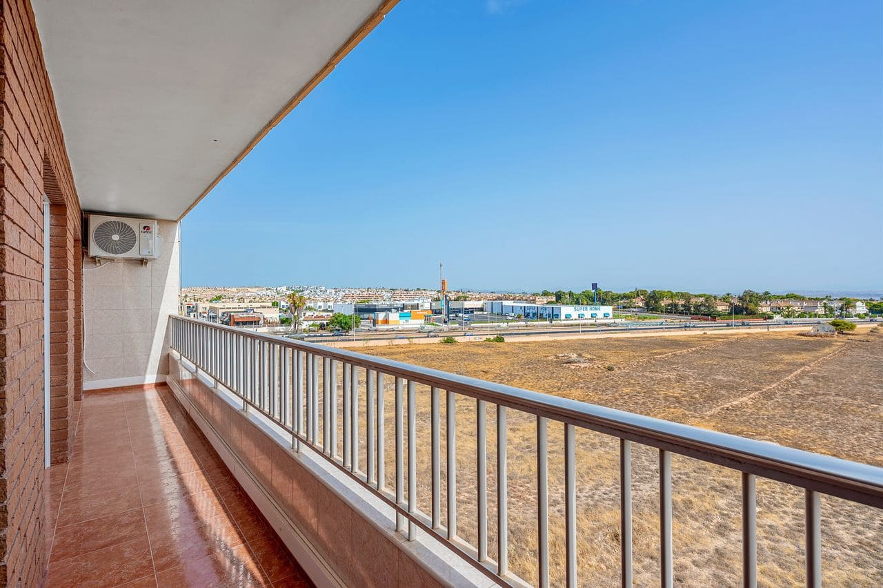 2 soverom Penthouse til salgs i Orihuela Costa med garasje - € 225 000 (Ref: 9973535)