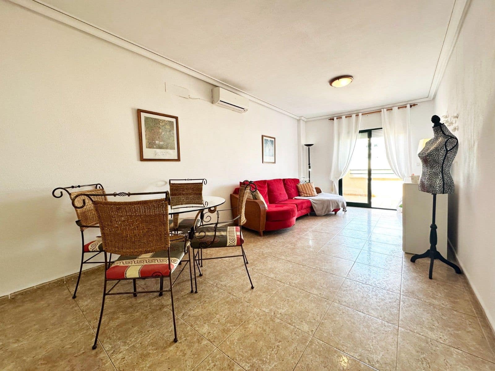 2 soverom Leilighet til salgs i Orihuela Costa med svømmebasseng garasje - € 198 000 (Ref: 9977500)