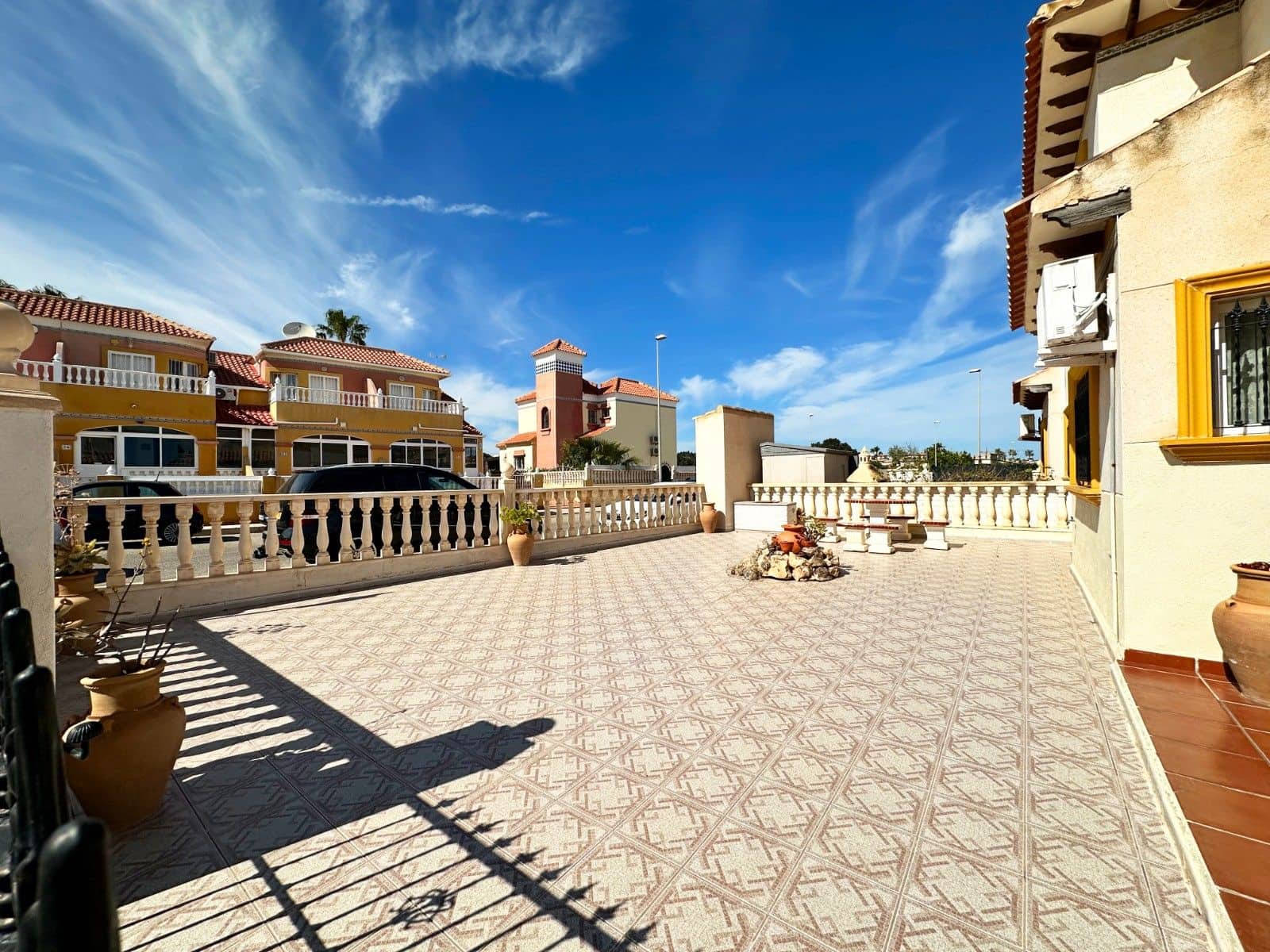 2 soverom Rekkehus til salgs i Orihuela Costa med svømmebasseng - € 239 000 (Ref: 9977504)