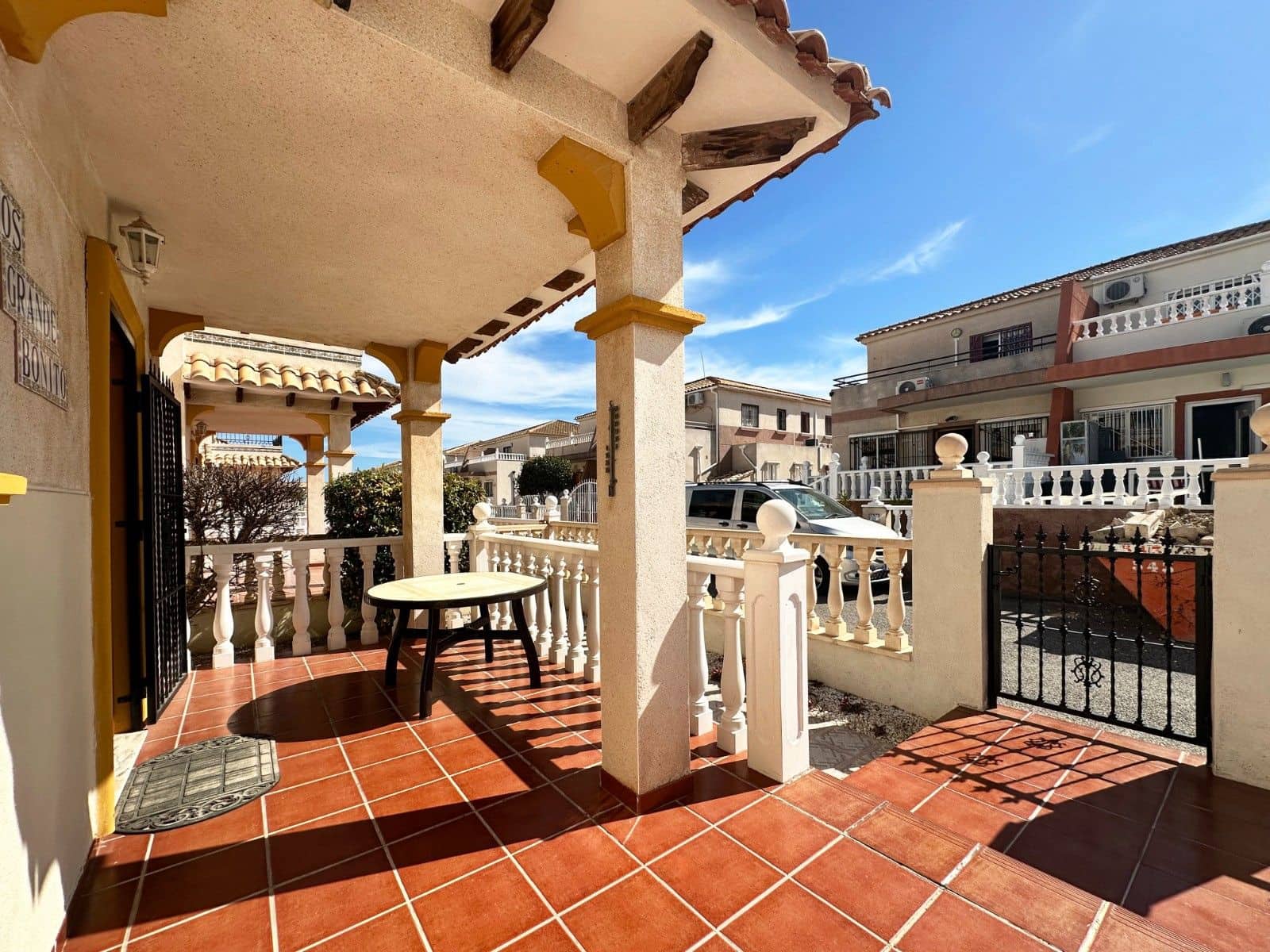 2 soverom Rekkehus til salgs i Orihuela Costa med svømmebasseng - € 239 000 (Ref: 9977504)