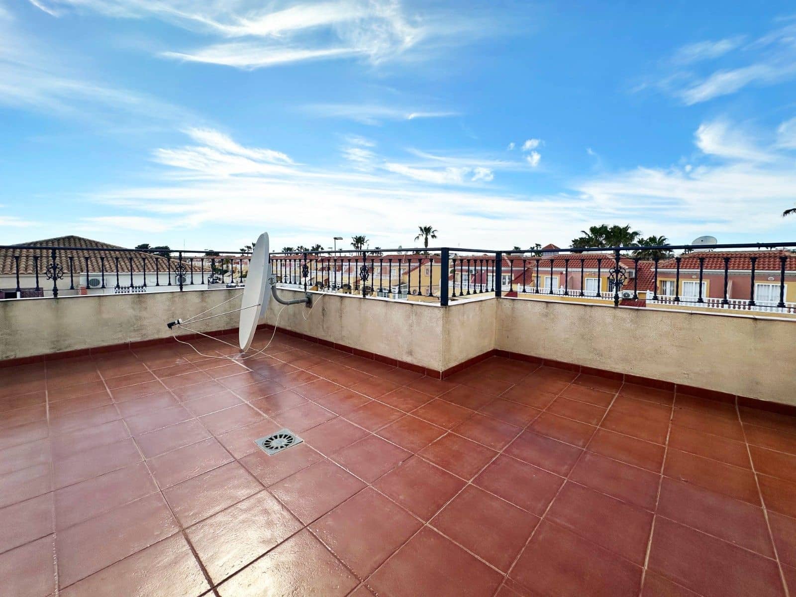 2 soverom Rekkehus til salgs i Orihuela Costa med svømmebasseng - € 239 000 (Ref: 9977504)