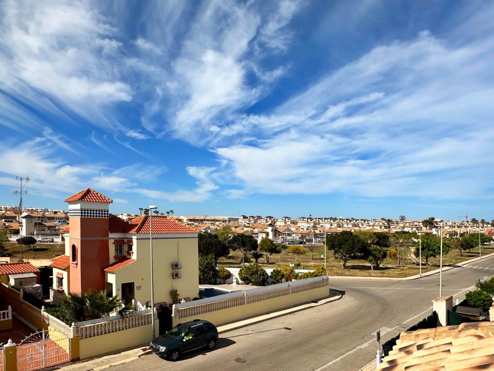 2 soverom Rekkehus til salgs i Orihuela Costa med svømmebasseng - € 239 000 (Ref: 9977504)