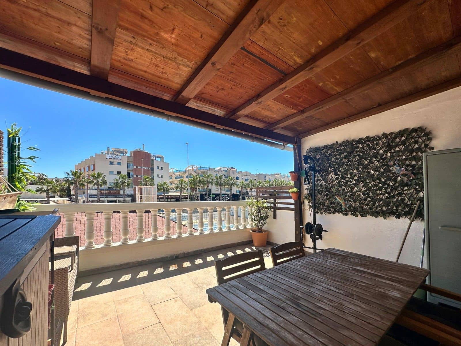 2 slaapkamer Bungalow te koop in Orihuela Costa met zwembad - € 139.900 (Ref: 9977505)