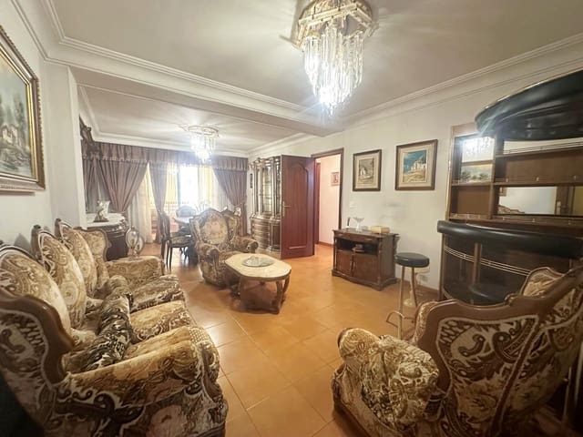 4 slaapkamer Appartement te koop in Centro, Torrevieja - € 255.000 (Ref: 9979063)
